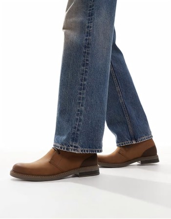 Redhead lace-up boots in timber tan