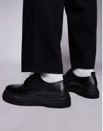 Brooklyn derby shoe in black leather