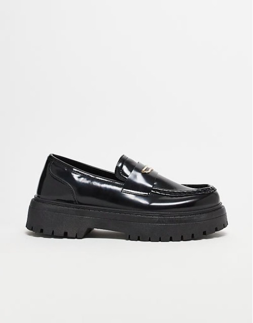 chunky loafers in black with snaffle