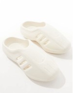 adiFOM IIInfinity sliders in off white
