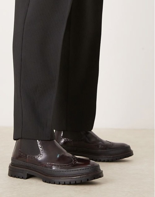 chelsea boots in burgundy leather with chunky sole