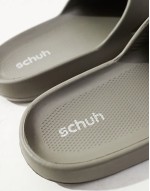 Harris slides in grey