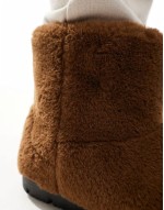 Huge Discount slipper boots in brown faux fur
